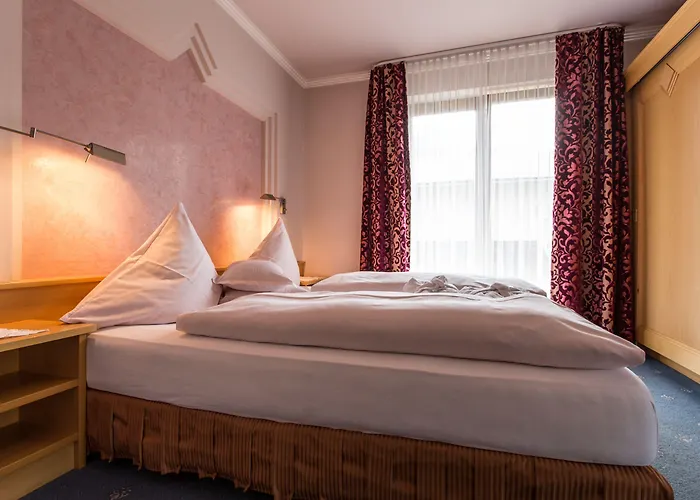 Отель Solstein 4*