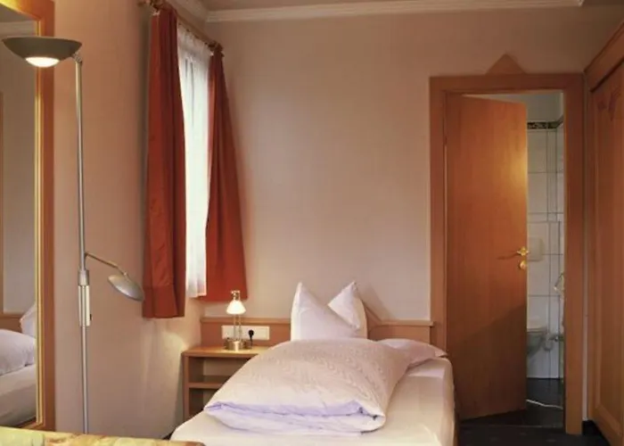 Отель Solstein 4*